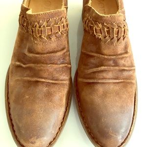 Women’s Born leather shoe sz 8.5